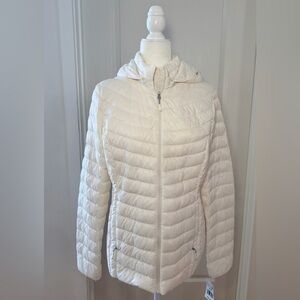 White Heatkeep Lightweight Puffer Jacket with Hood – Size Medium – NWT